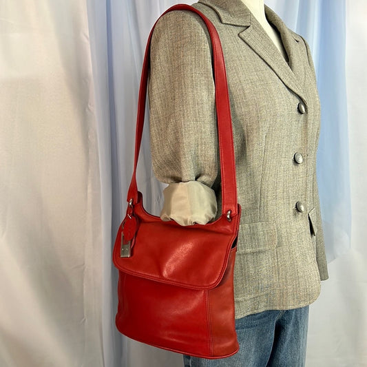 Rolf’s red leather shoulder bag purse