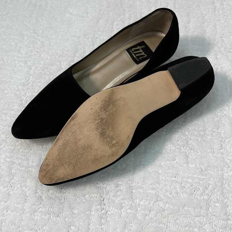 Black suede pump with low spool heel size 7