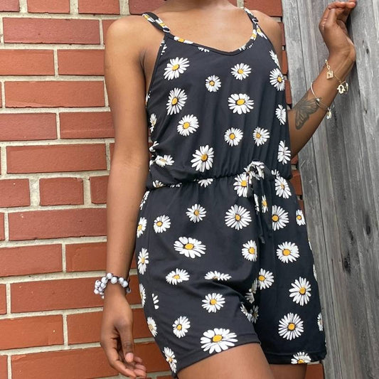 black floral daisy romper with adjustable straps women's small