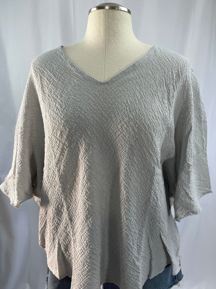 gray crepe summer top one size