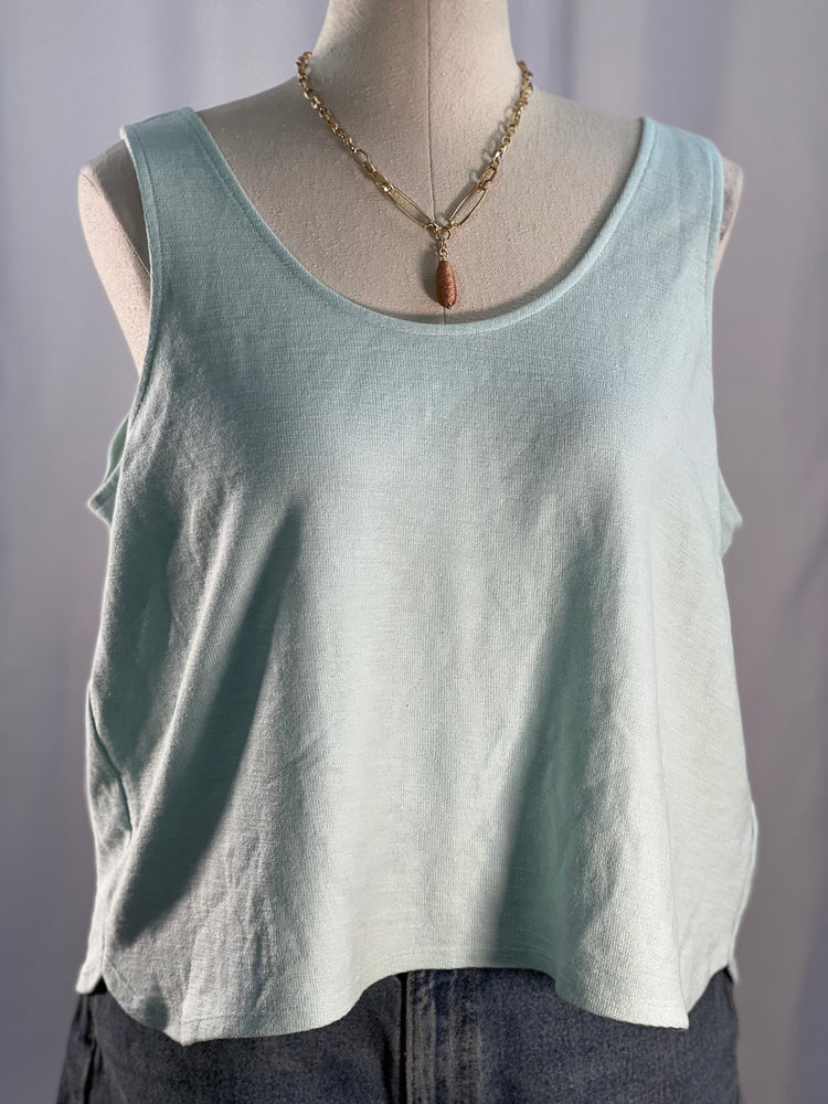 Sea foam green knit sleeveless scoop neck swing tank top XL