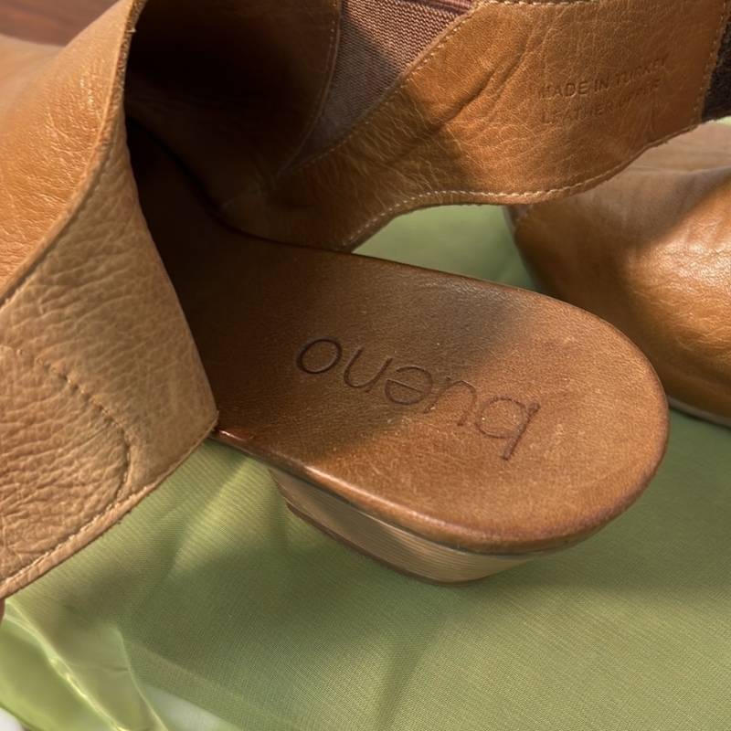 Bueno soft tan leather sling back peep toe shoe booties with hook and look ankle straps. Women's size 7.5